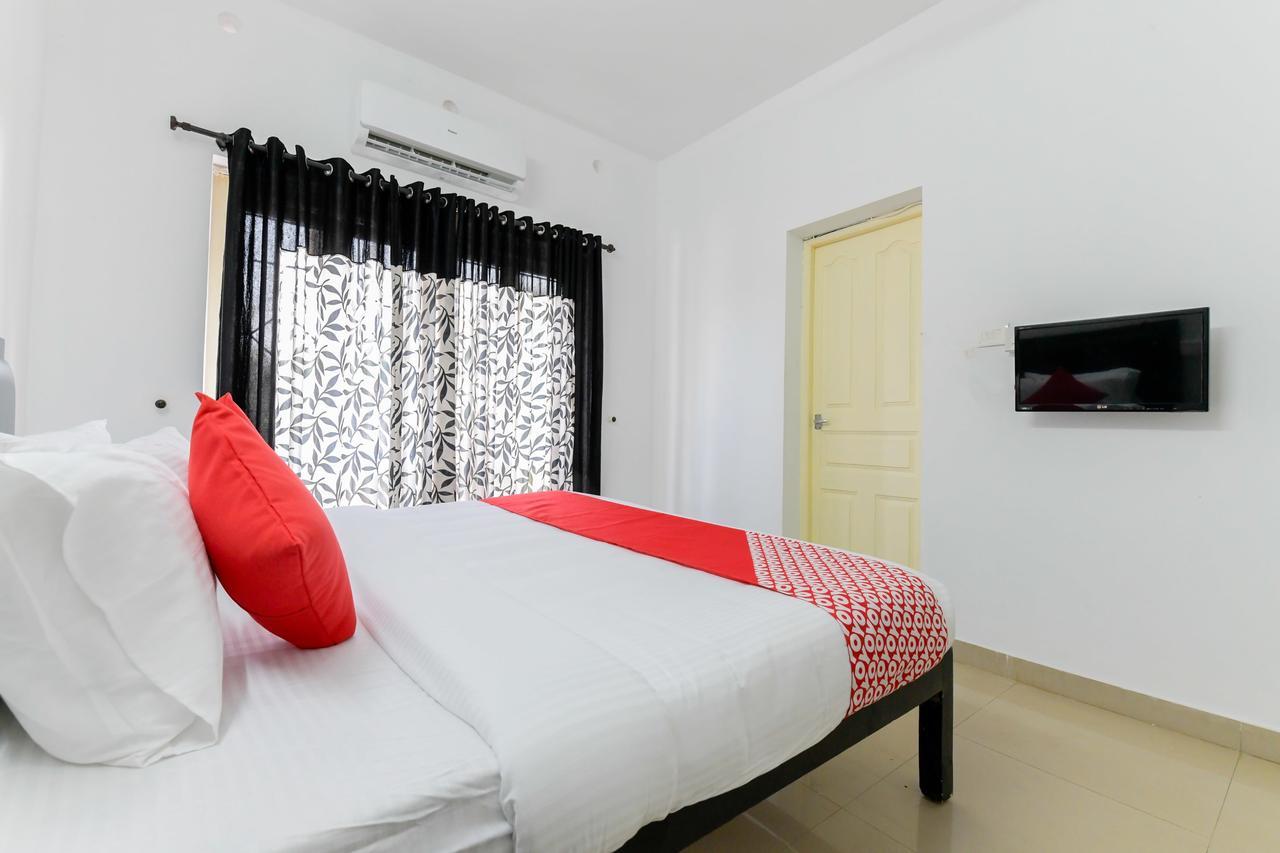 Oyo 11891 Amare Beach Resorts Alappuzha Extérieur photo